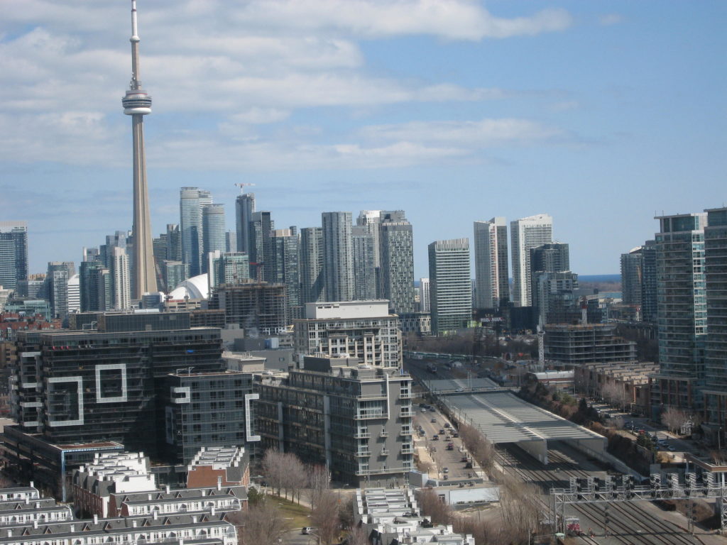 How to Find a Good Neighbourhood in Toronto: 2018 Edition | Elli Davis