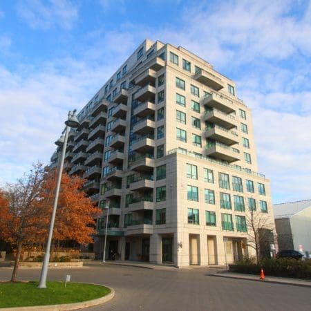 25 Scrivener Square 808 Exterior