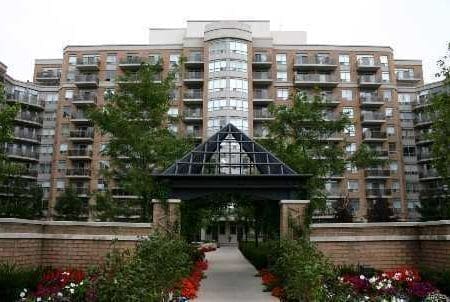 650 Lawrence Ave West 417 Exterior