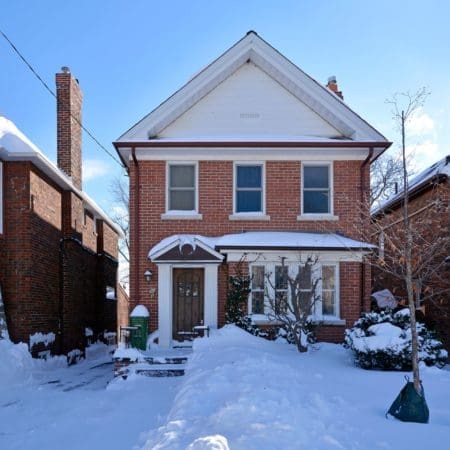 77 Willowbank Blvd Exterior