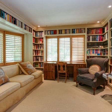 125 Highbourne Road - Office/Study