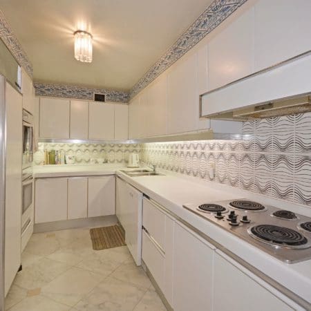 63 St. Clair Ave. West #503 - Kitchen