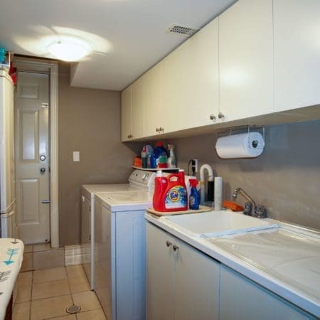 17A Relmar Road - Laundry Room