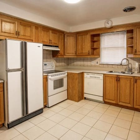 41 Beckett Avenue - Kitchen