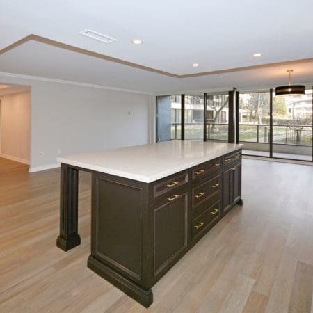 3900 Yonge Street 116 - Kitchen Island