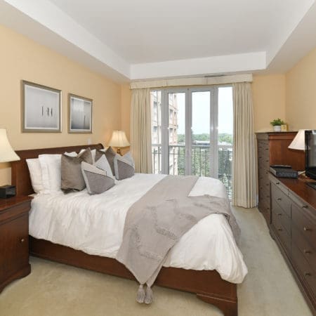 33 Delisle Avenue #702 Bedroom