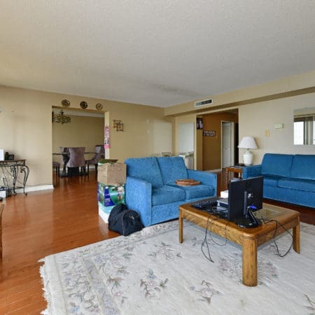65 Harbour Square #1310 | Harbourfront | Living Room