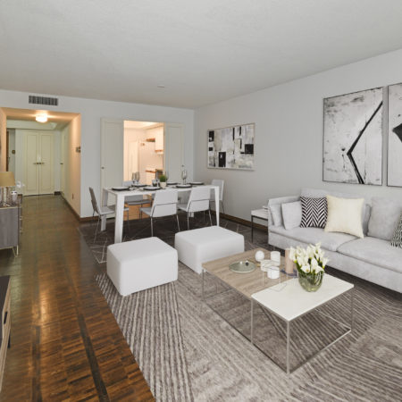 61 St. Clair Ave. W #305 | Granite Place | Living